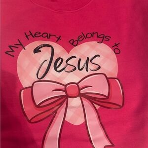 VALENTINE JESUS IS IN MY HEART NWT Gildan Pink Heart and Bow